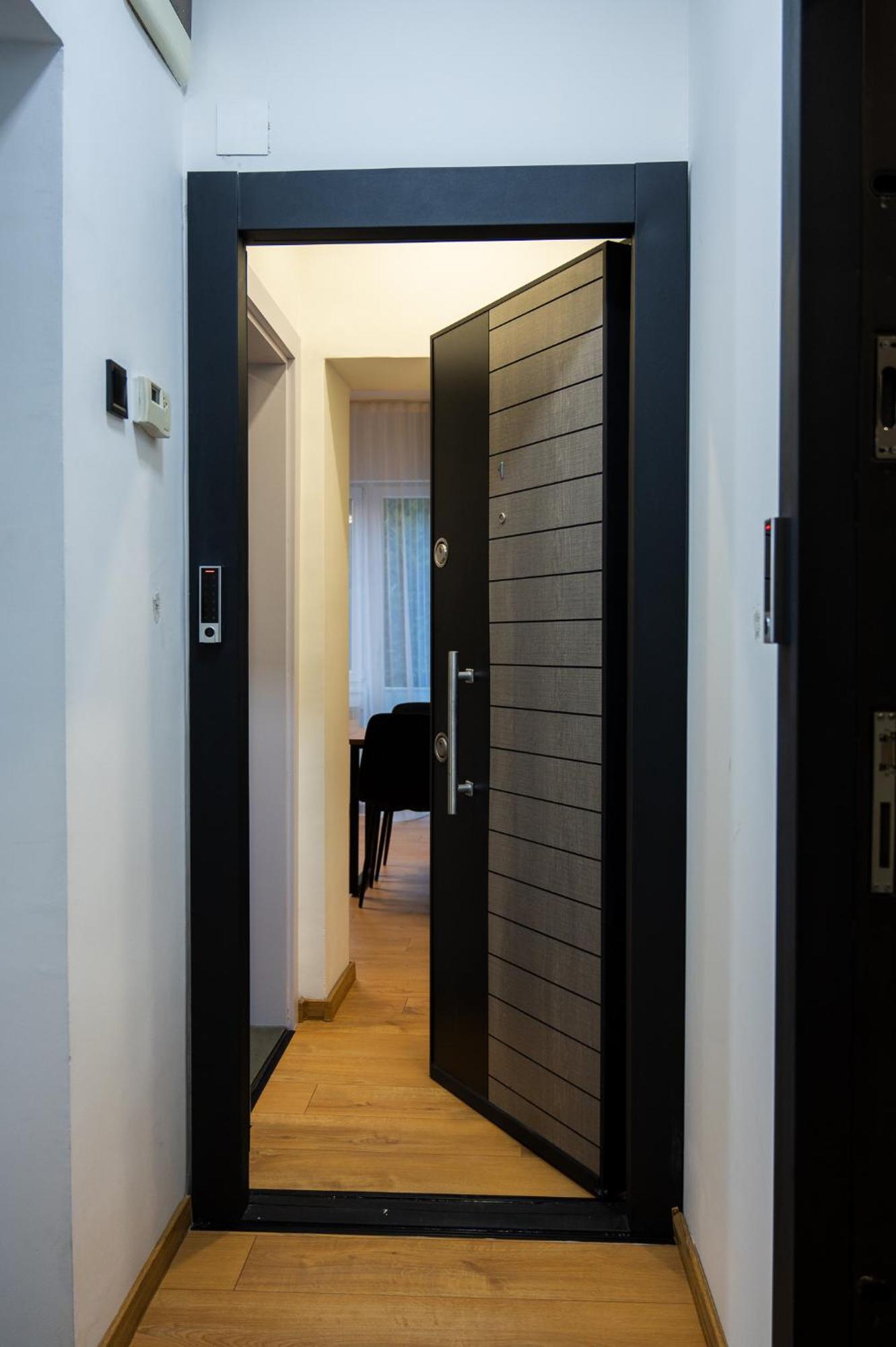 Casa Central Apartments スコピエ エクステリア 写真