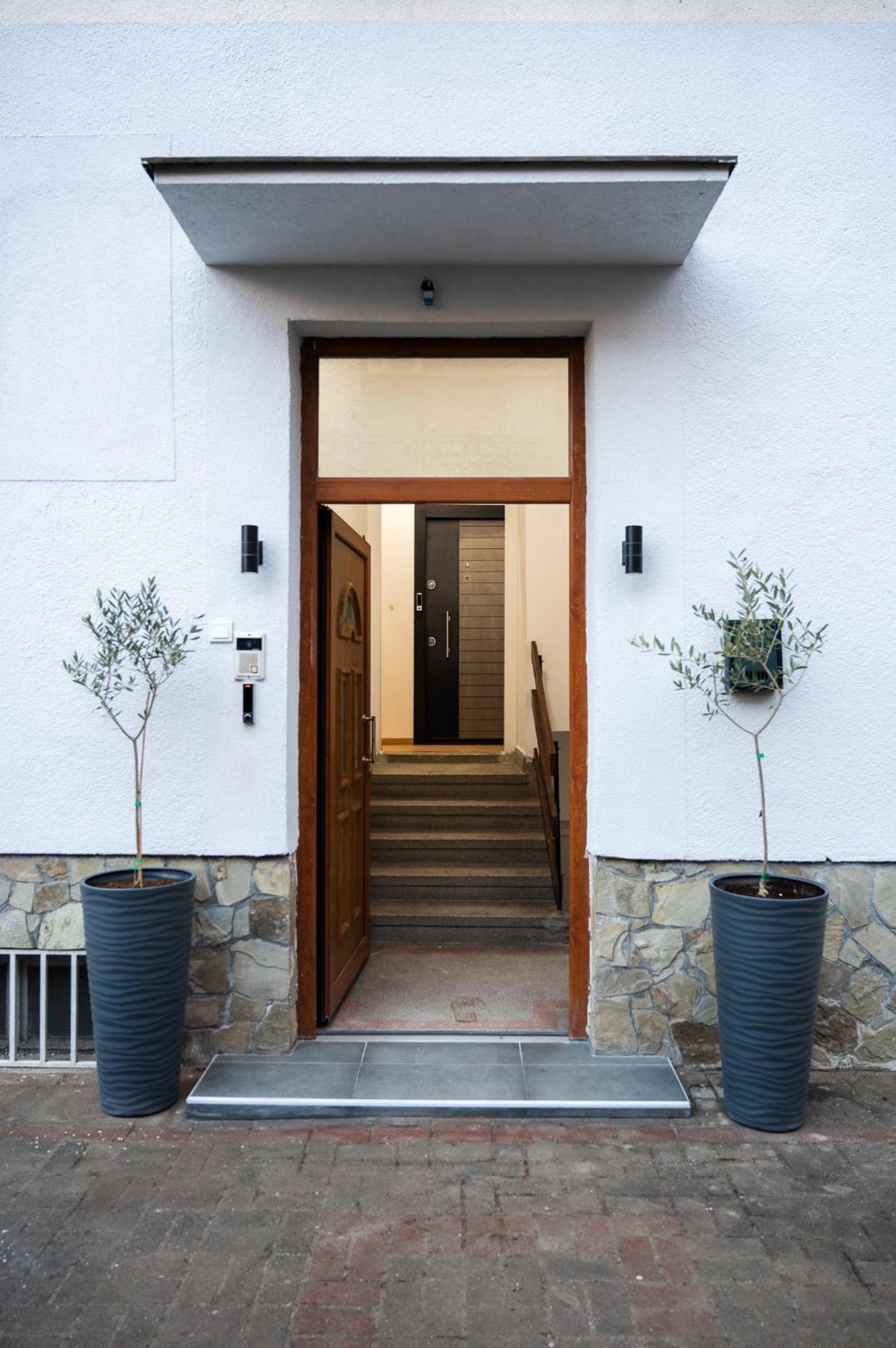 Casa Central Apartments スコピエ エクステリア 写真