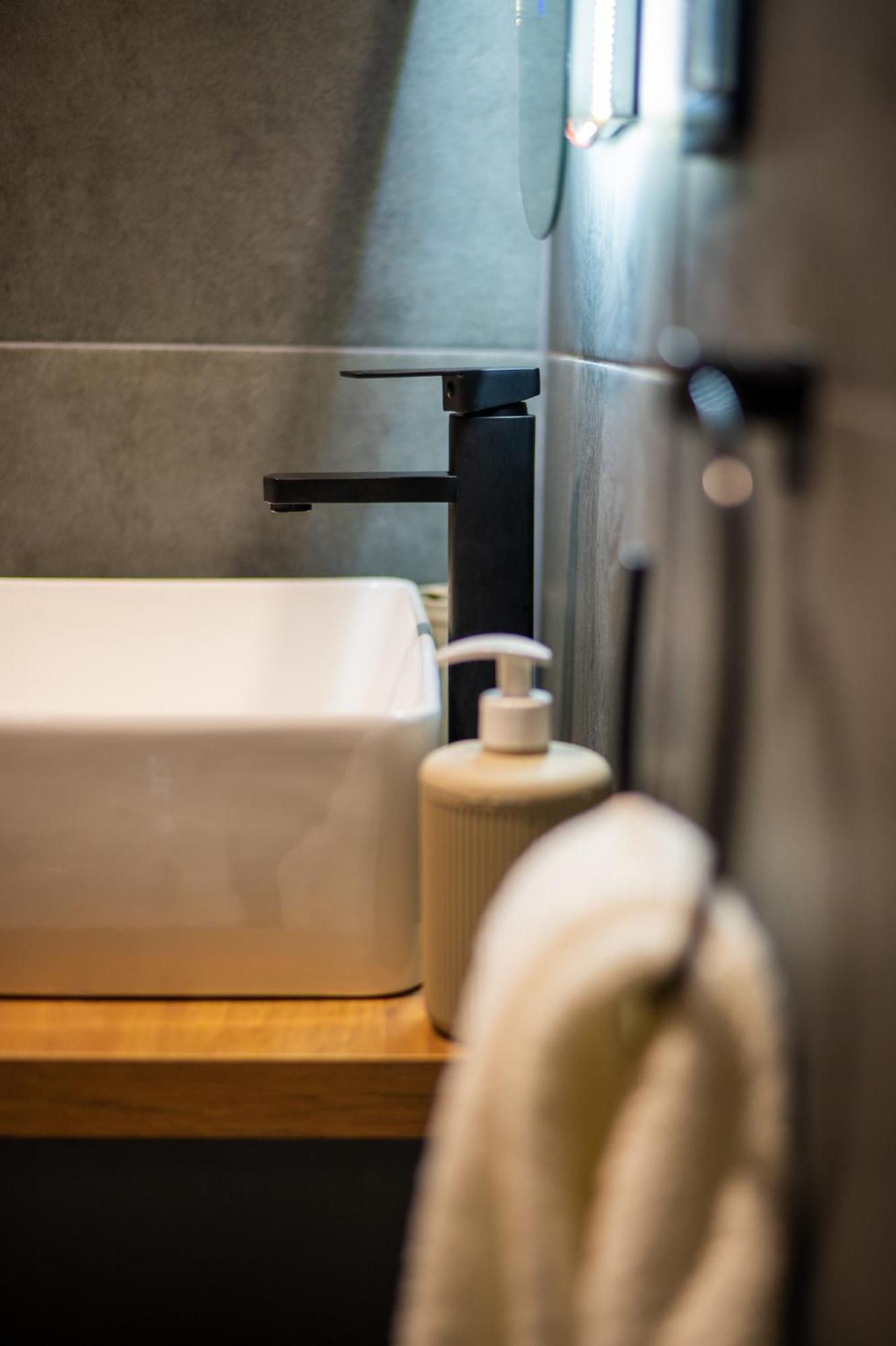 Casa Central Apartments スコピエ エクステリア 写真